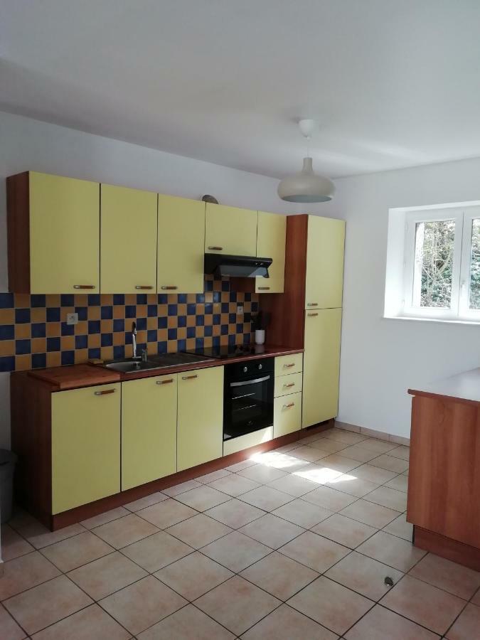 Gite Le Moulin Saint-Vaast-sur-Seulles Экстерьер фото